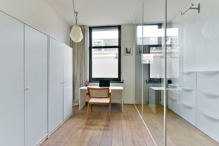 Photo 15 of Goedestraat 33