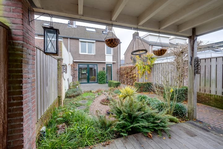 Foto 44 van De Wouwerd 10