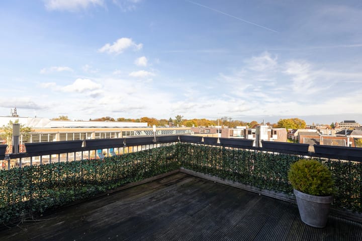 Photo 5 of Vosselmanstraat 584