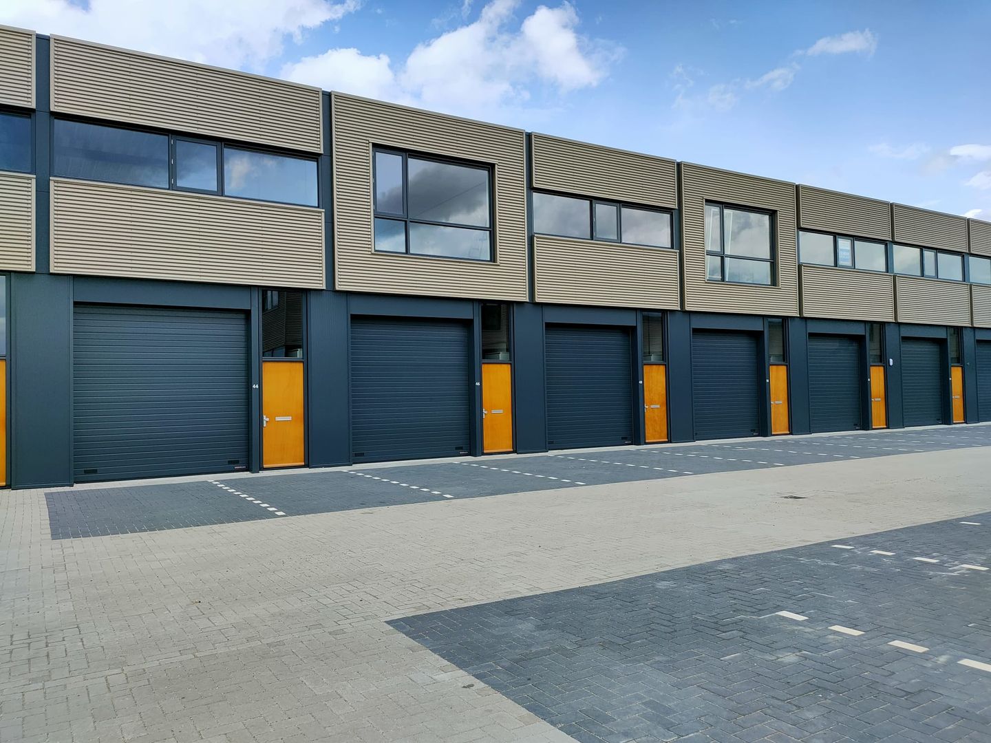 Bekijk foto 3 van Prismalaan West 44