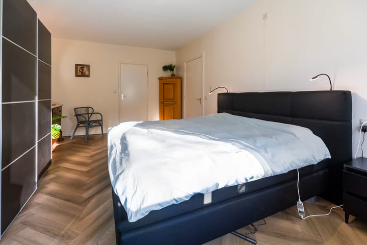 Photo 18 of Eper Veste 58