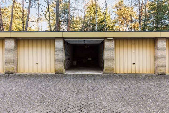 Photo 26 of Eper Veste 58