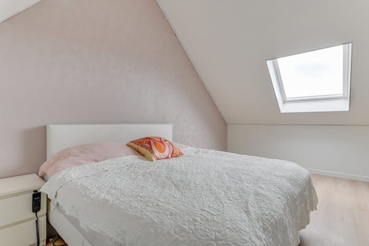 Photo 31 of Nieuwelaan 1-D