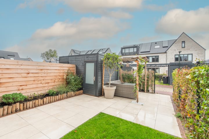 Photo 35 of Nieuwelaan 1-D