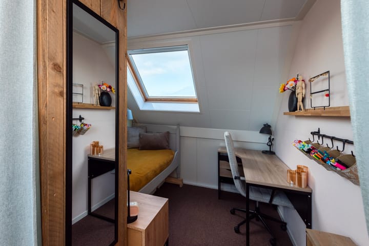 Photo 32 of Middelwijk 5