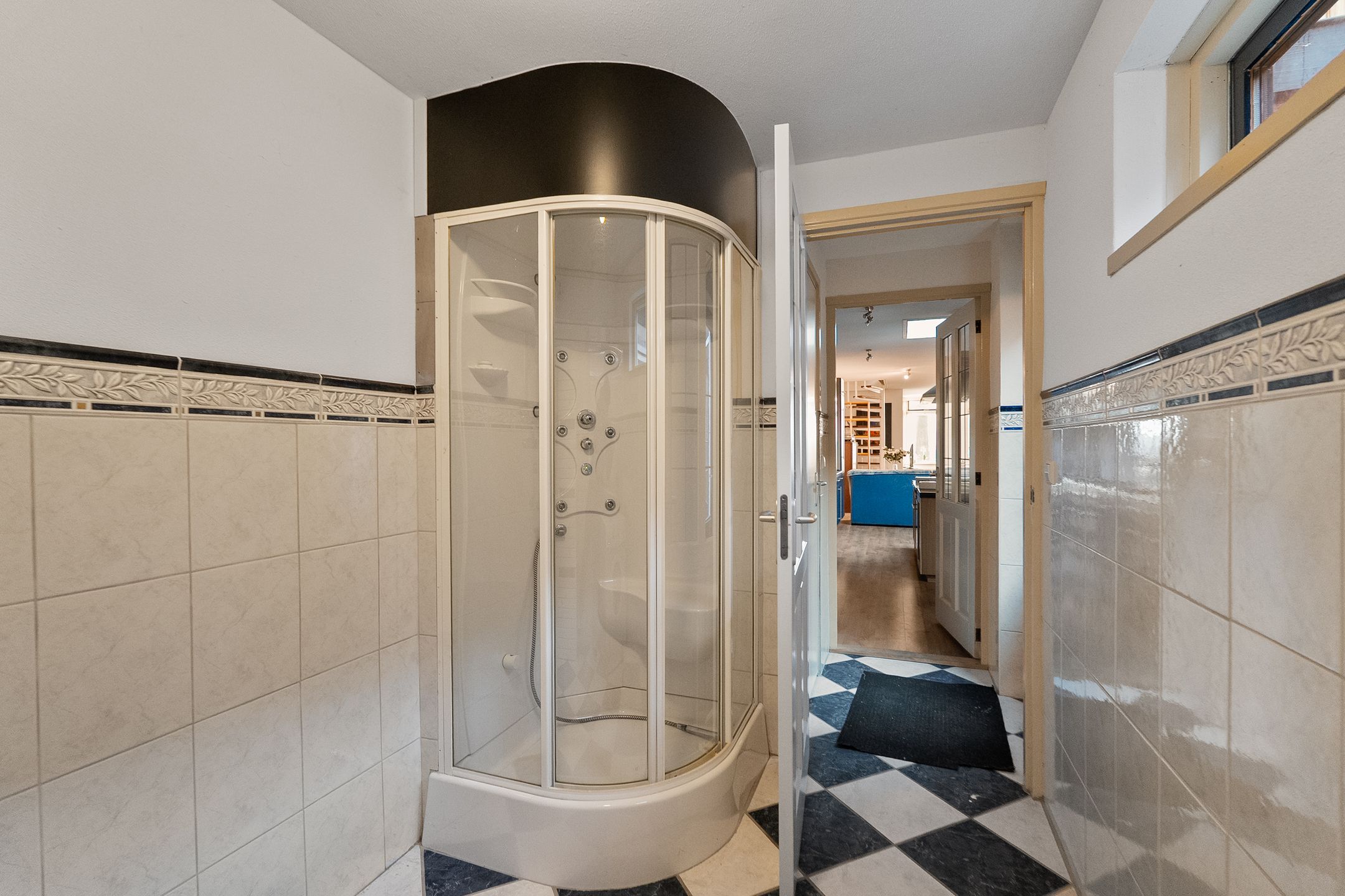 Photo 6 of Weststraat 105
