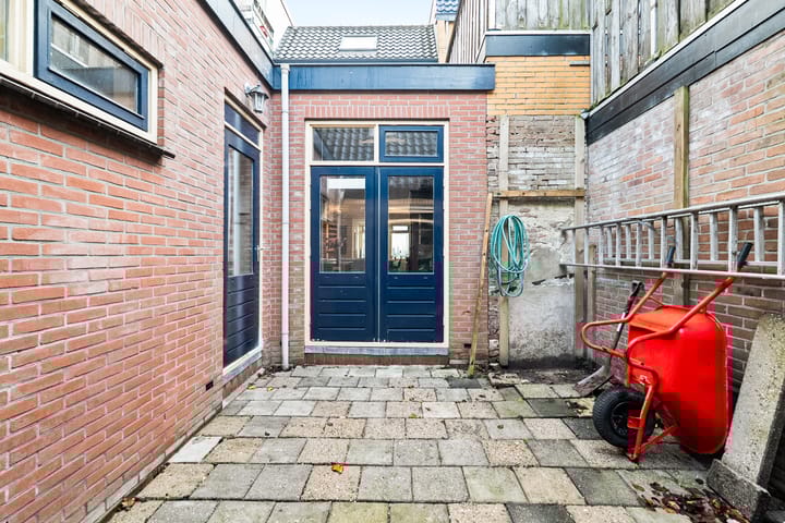 Photo 7 of Weststraat 105