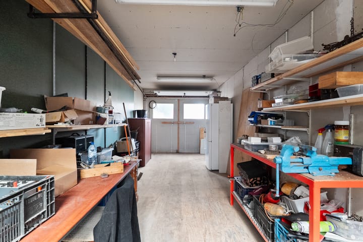 Photo 9 of Weststraat 105