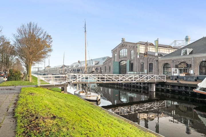 Photo 18 of Weststraat 105