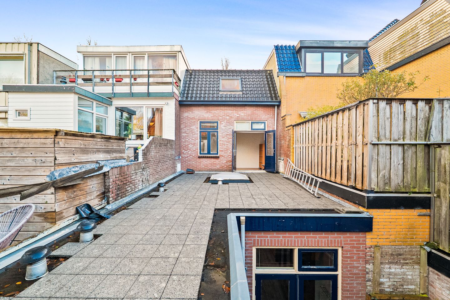 Photo 19 of Weststraat 105