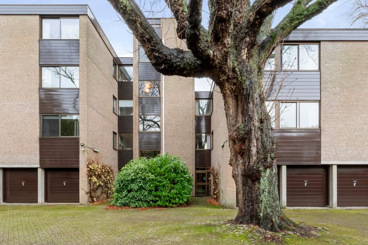 Photo 34 of Nicolaas Beetslaan 17