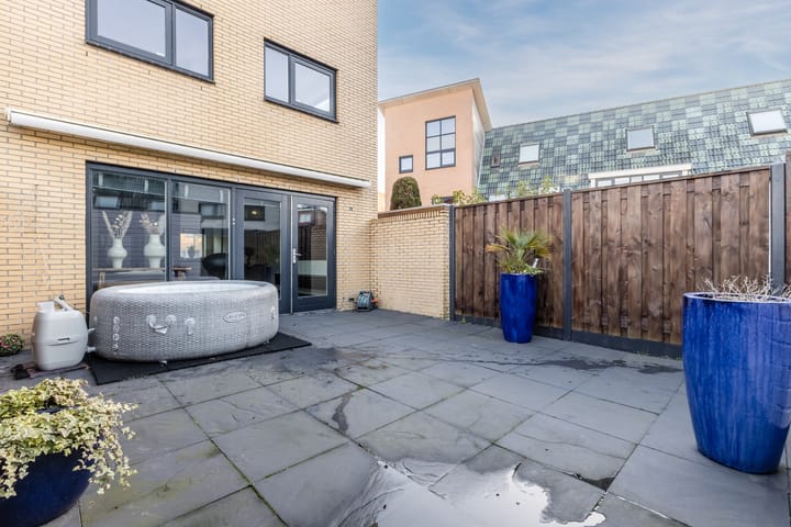 Foto 16 van Waterrijklaan 1