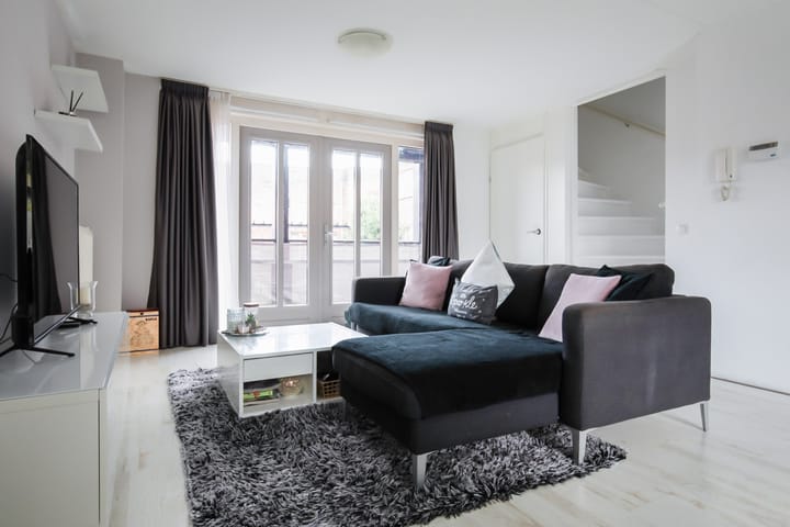 Photo 8 of Sarabande 138