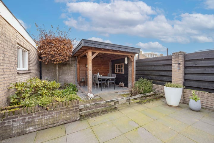 Foto 31 van Engel Witloxstraat 7