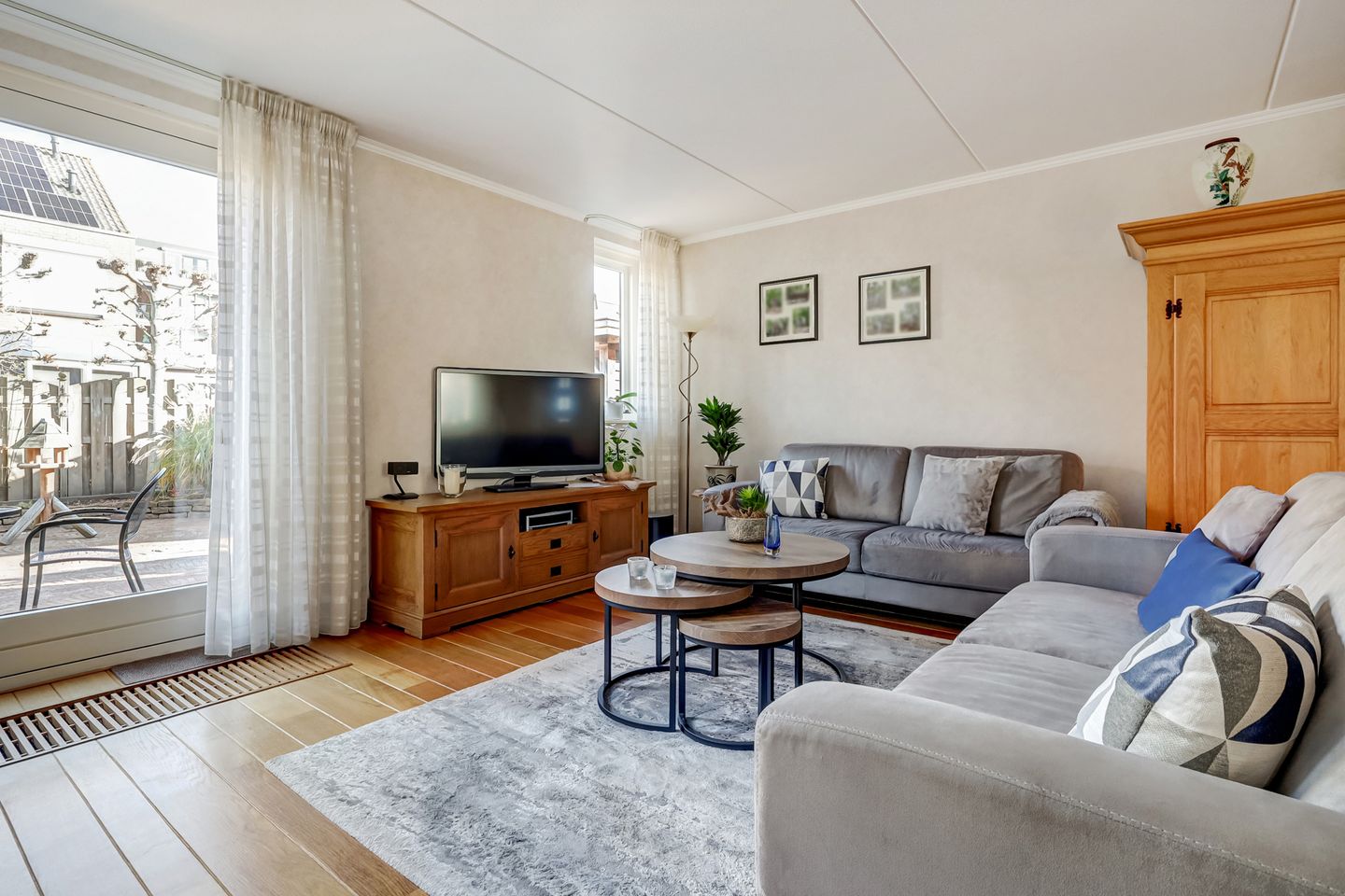 Foto 10 van Mantelmeeuw 14