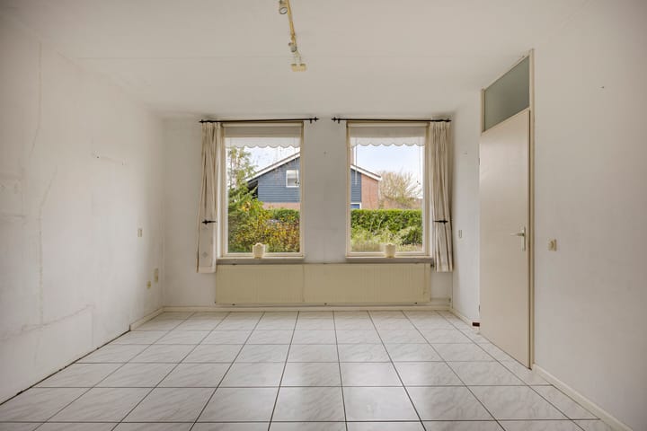 Photo 11 of Meeuwenlaan 13