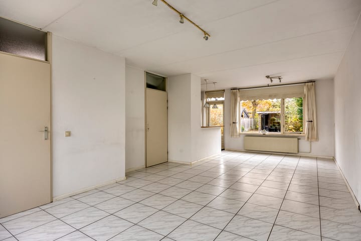 Photo 12 of Meeuwenlaan 13