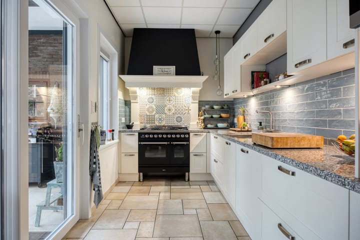 Photo 8 of Grootmajoorstraat 4