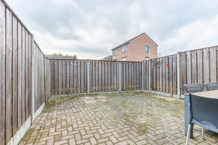 Photo 19 of Nassaustraat 6