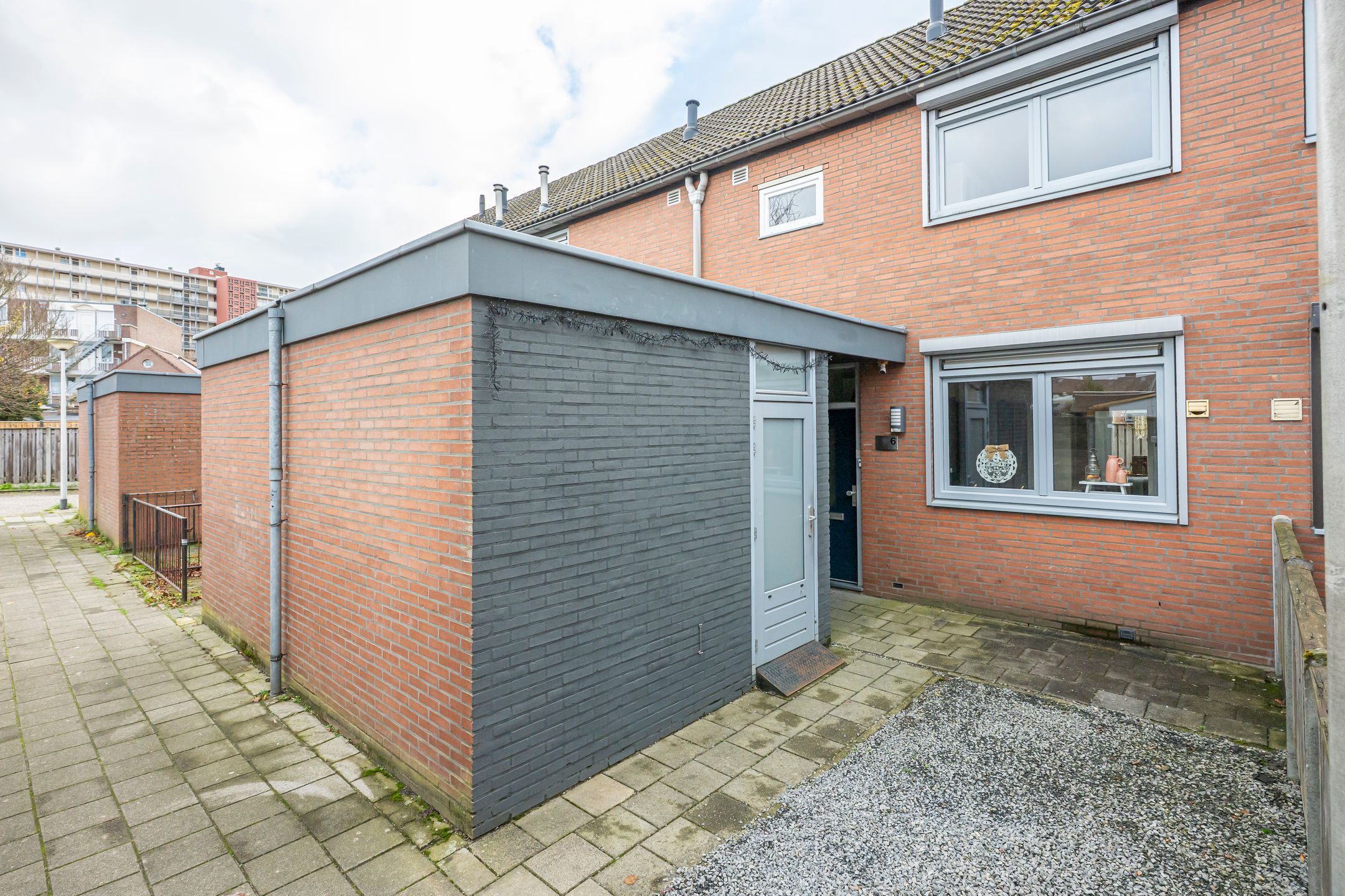 Photo 21 of Nassaustraat 6