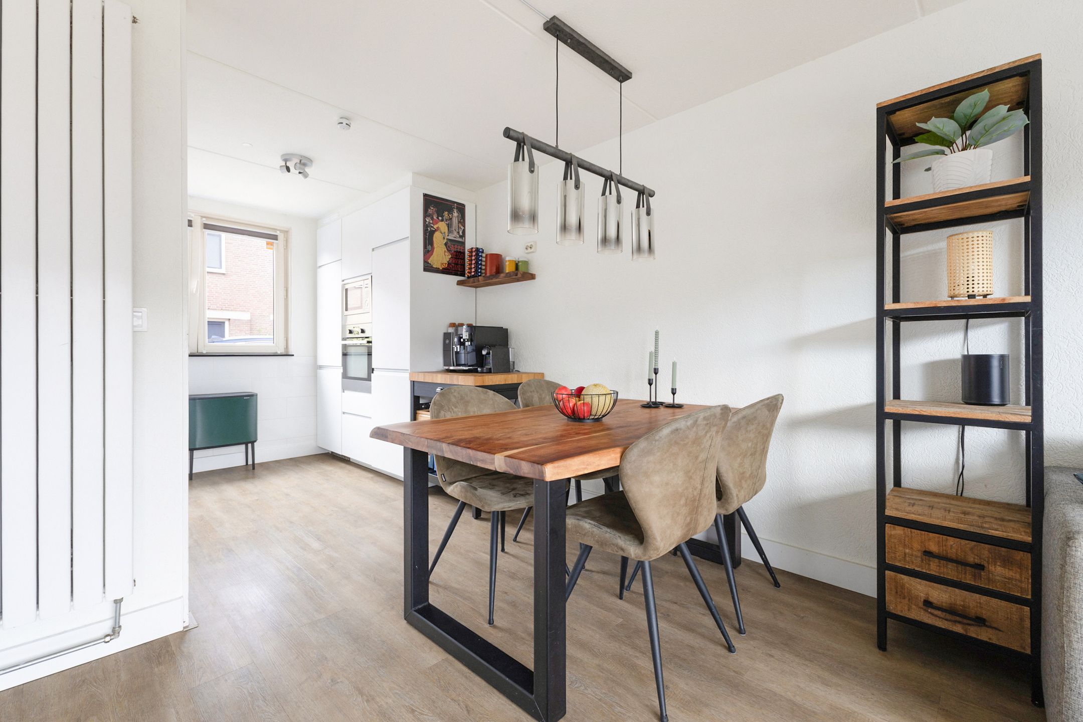 Foto 15 van Maaibeemd 64