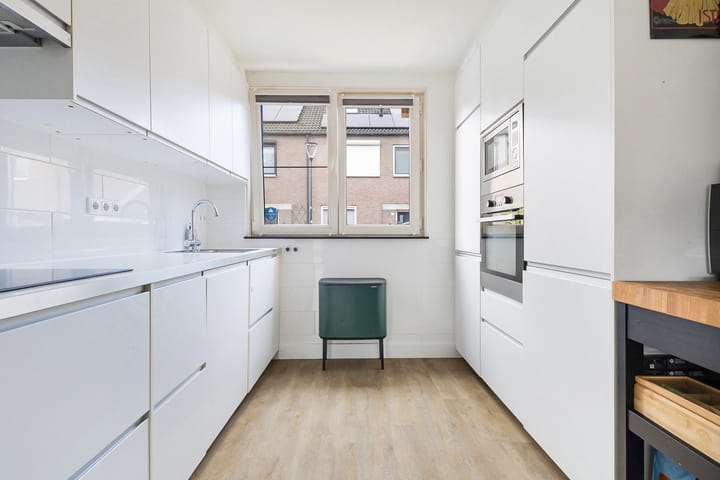 Photo 16 of Maaibeemd 64