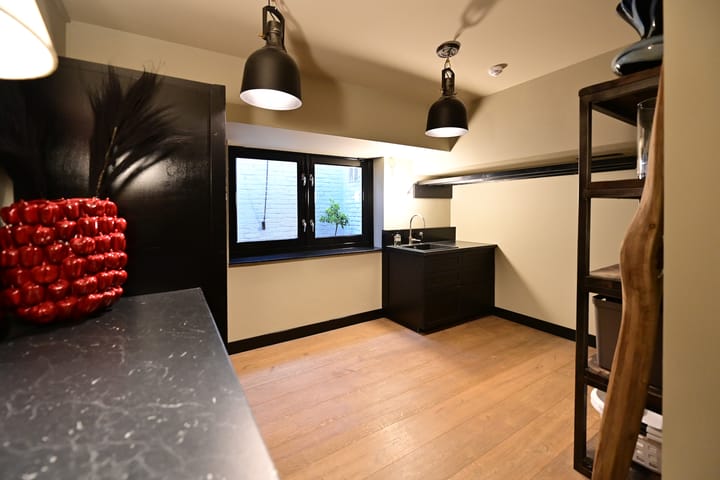 Photo 43 of Oranje Nassaulaan 8