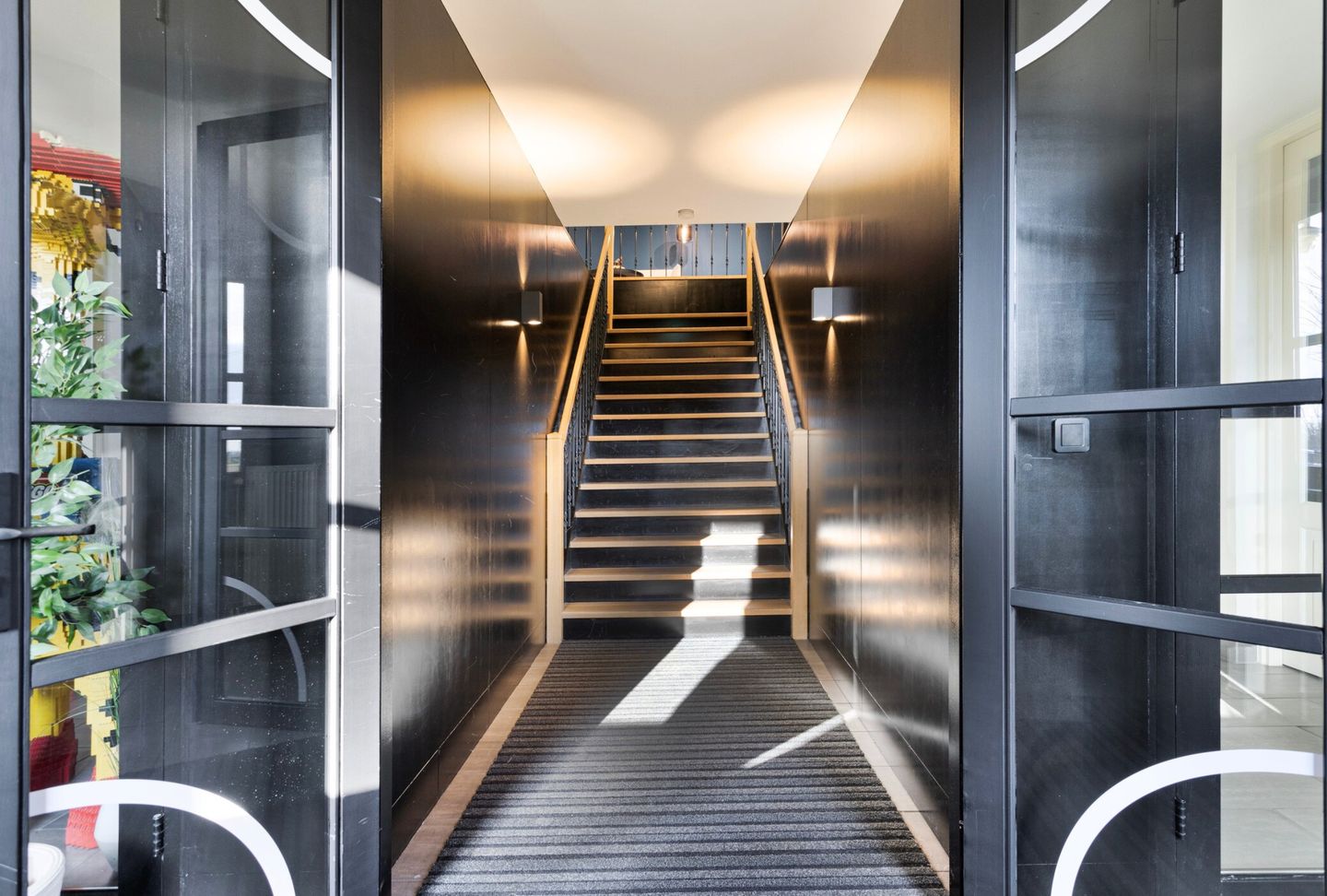 View photo 5 of Edisonring 1