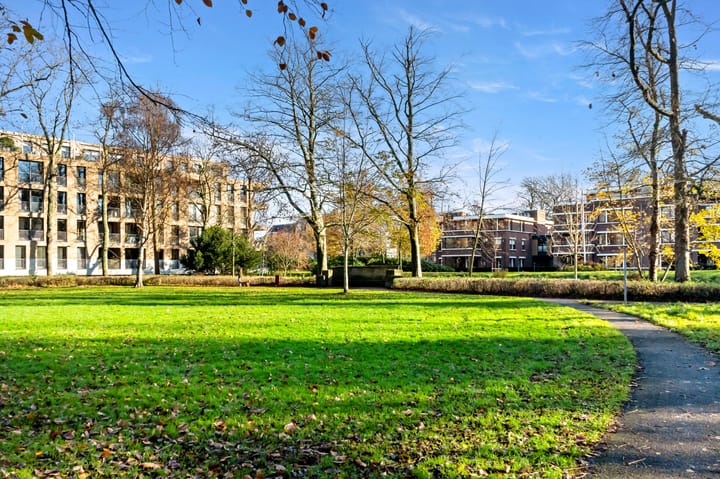 Foto 50 van Arentsburghlaan 120