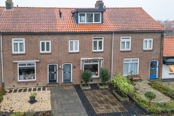 Foto 5 van Prof. Granpré Molièrestraat 16