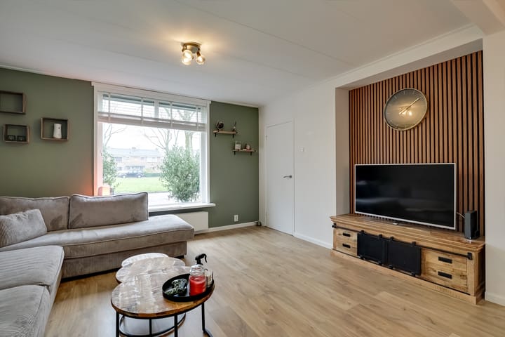 Foto 9 van Prof. Granpré Molièrestraat 16