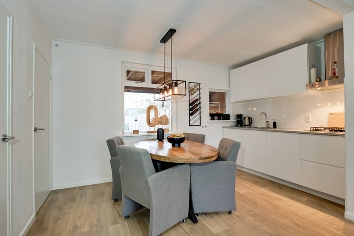 Foto 15 van Prof. Granpré Molièrestraat 16