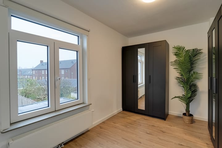 Foto 24 van Prof. Granpré Molièrestraat 16