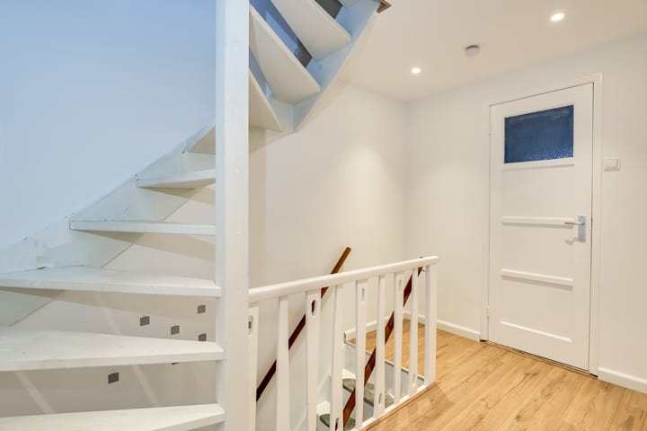 Foto 32 van Prof. Granpré Molièrestraat 16