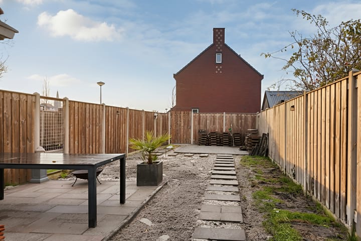 Foto 43 van Prof. Granpré Molièrestraat 16