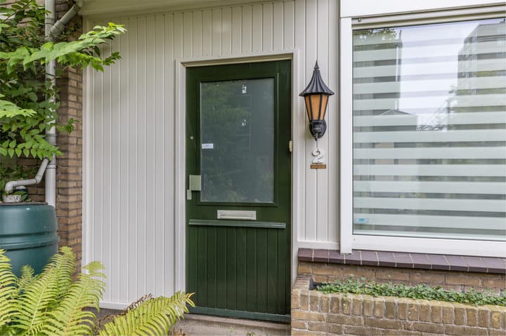 Photo 2 of Professor Hugo de Vriesstraat 2