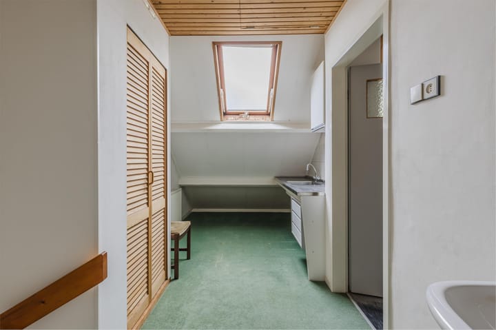 Photo 25 of Professor Hugo de Vriesstraat 2