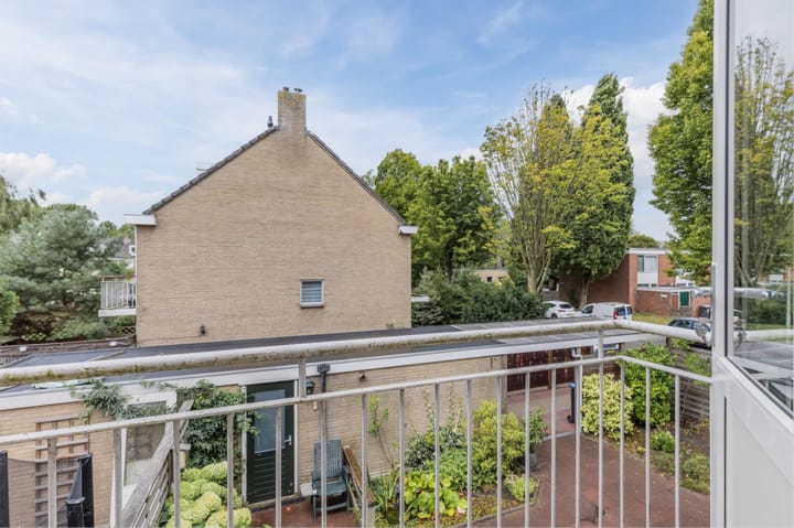 Photo 29 of Professor Hugo de Vriesstraat 2