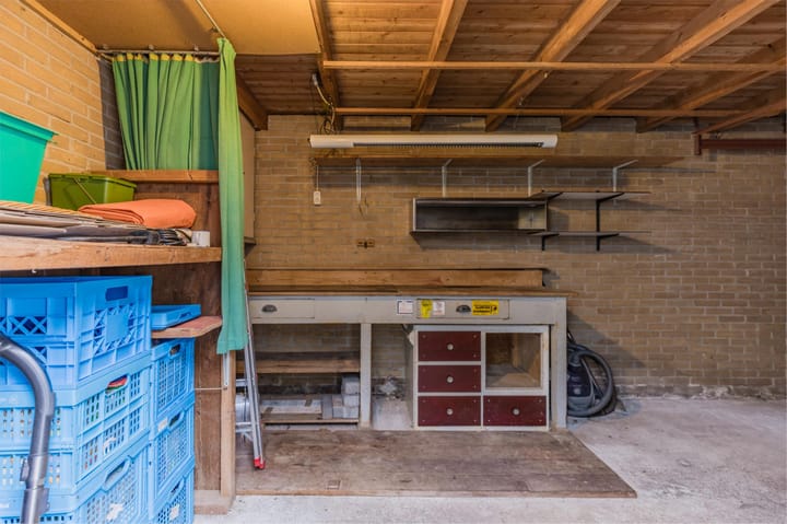 Photo 33 of Professor Hugo de Vriesstraat 2