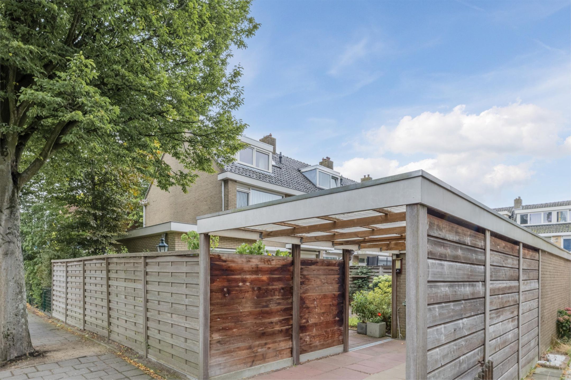 Foto 36 van Professor Hugo de Vriesstraat 2