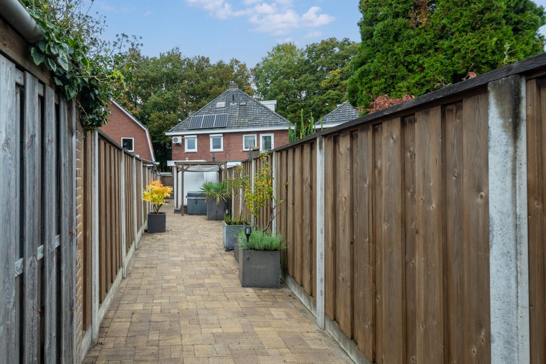 Photo 41 of Bruggertstraat 315