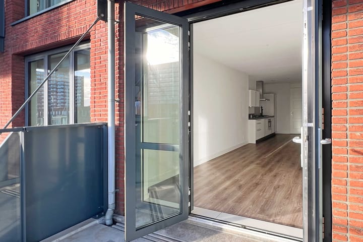 Photo 19 of Martinus Nijhofflaan 188