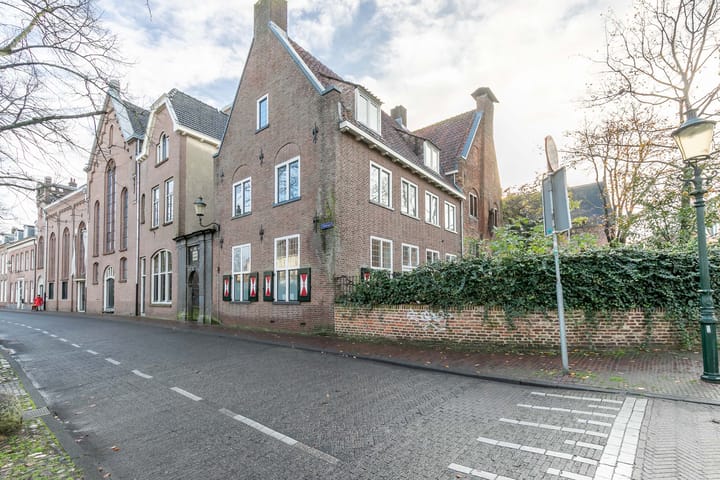 Foto 2 van Zuidsingel 23