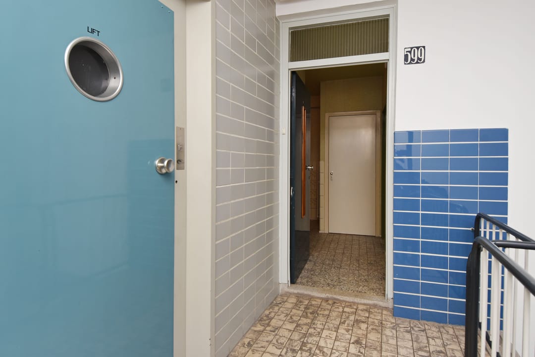 Photo 32 of Landréstraat 599