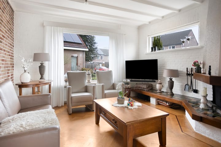 Foto 5 van Annenkamp 64