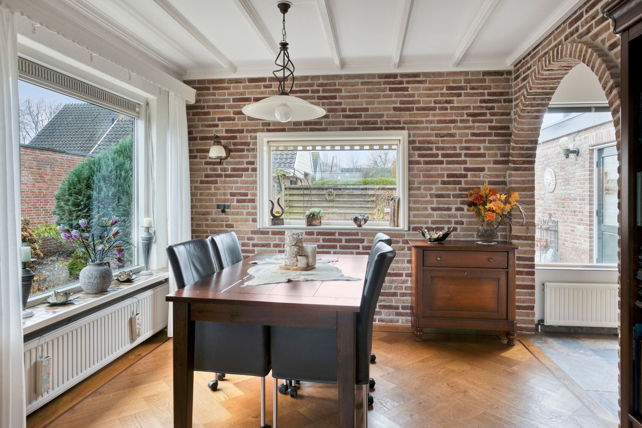 Foto 9 van Annenkamp 64