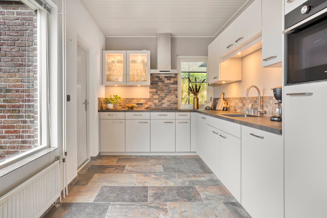 Foto 11 van Annenkamp 64