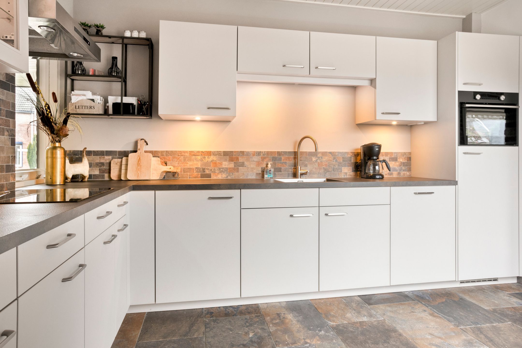 Foto 12 van Annenkamp 64