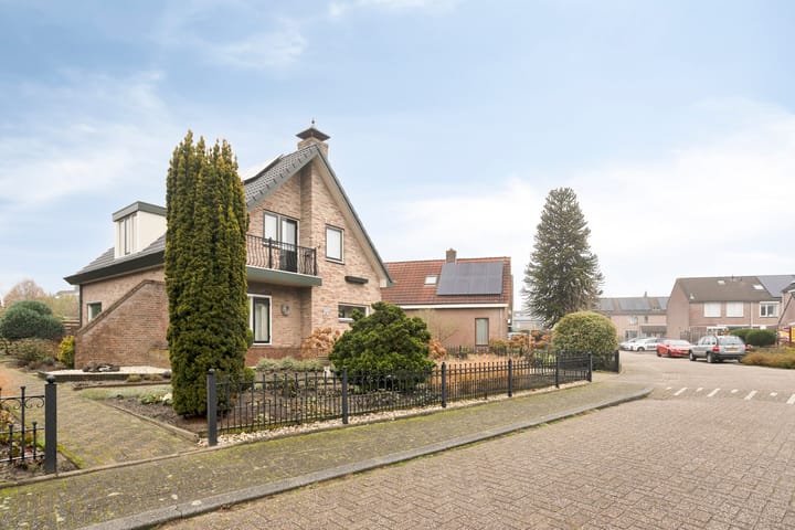 Foto 50 van Annenkamp 64