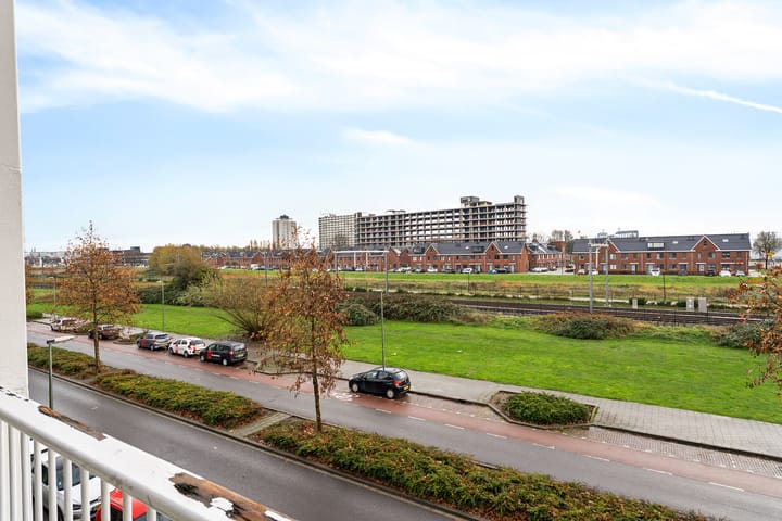 Foto 13 van Parallelweg 116-C